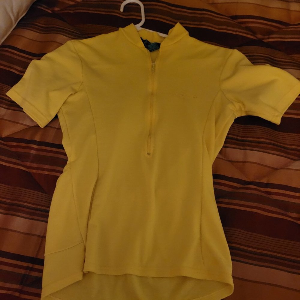 Pearl Izumi  Womens biking shirt size small